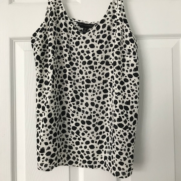 Dressy Black and White Top - Picture 4 of 6